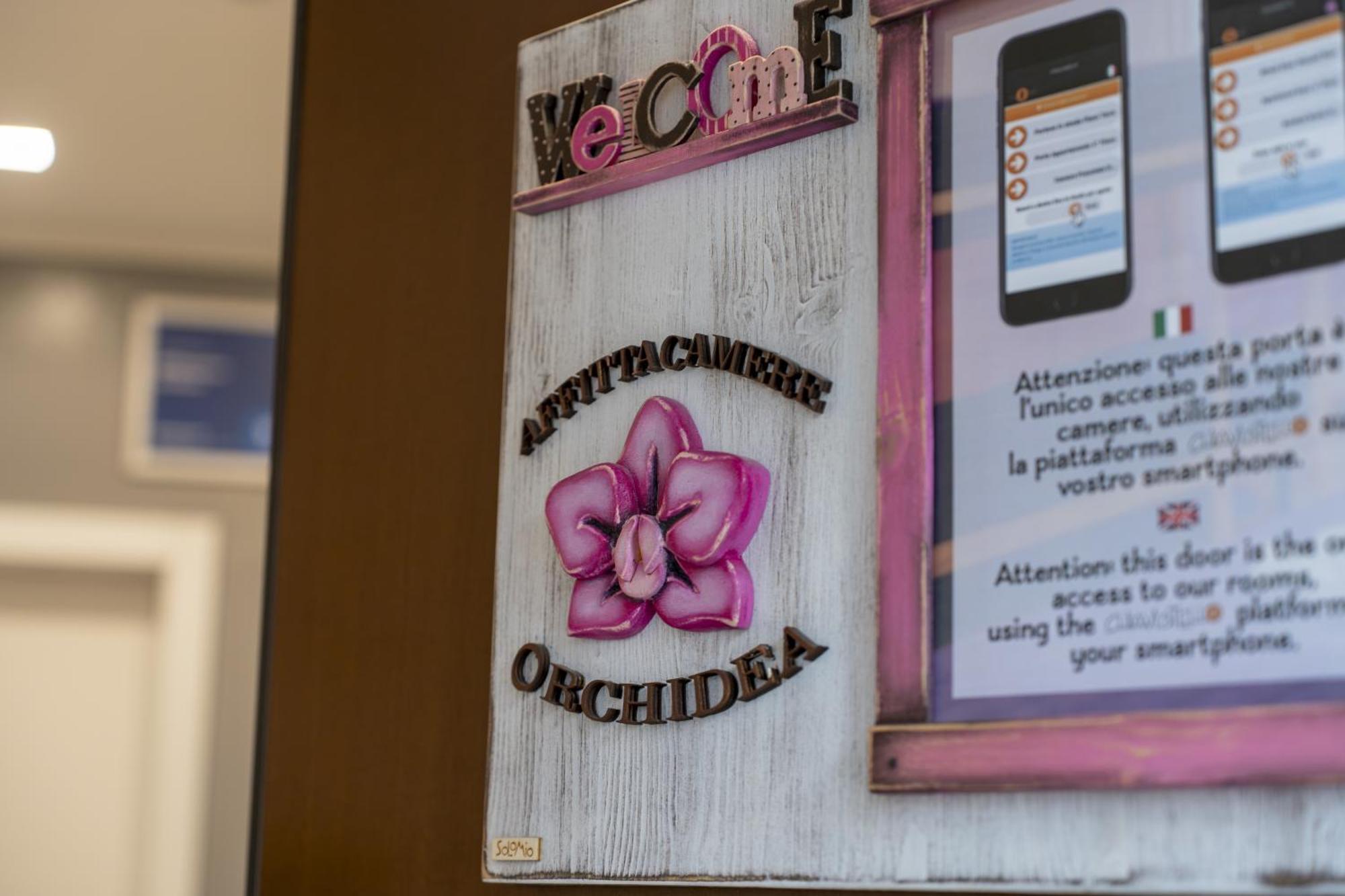 Affittacamere Orchidea For Tourists Hesperia Hosp Modena Exterior foto
